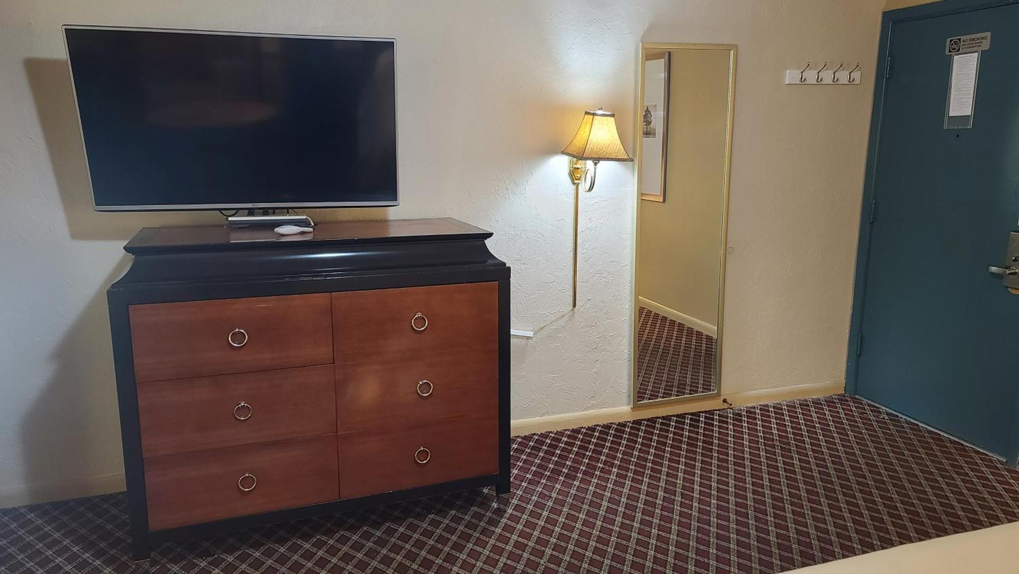 Presque Isle Hotel Erie
