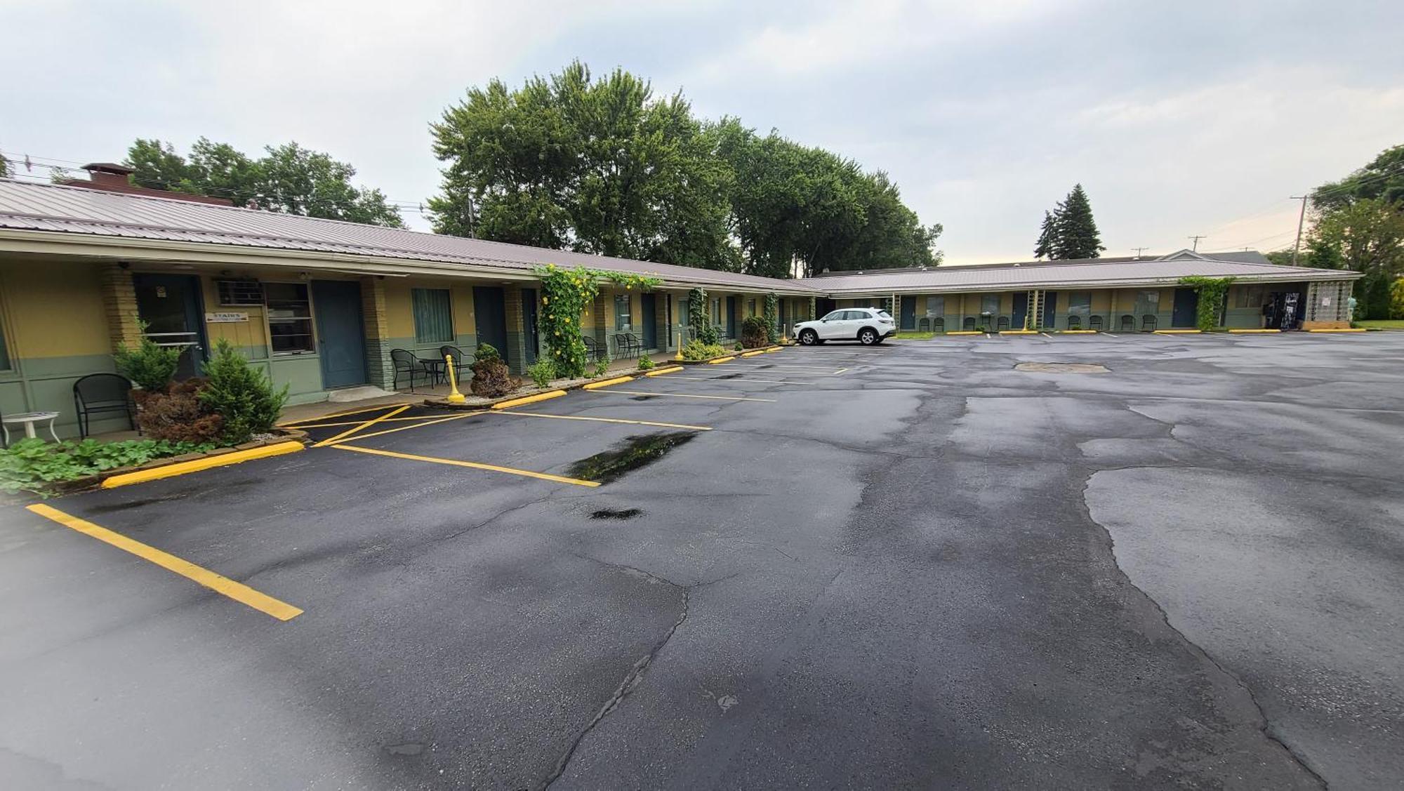 Presque Isle Hotel